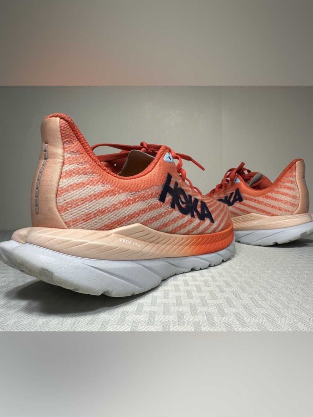 Hoka One One Mach 5 Wome's 10 B Camelia Peach Running Sneaker Shoes 1127894 CPPF